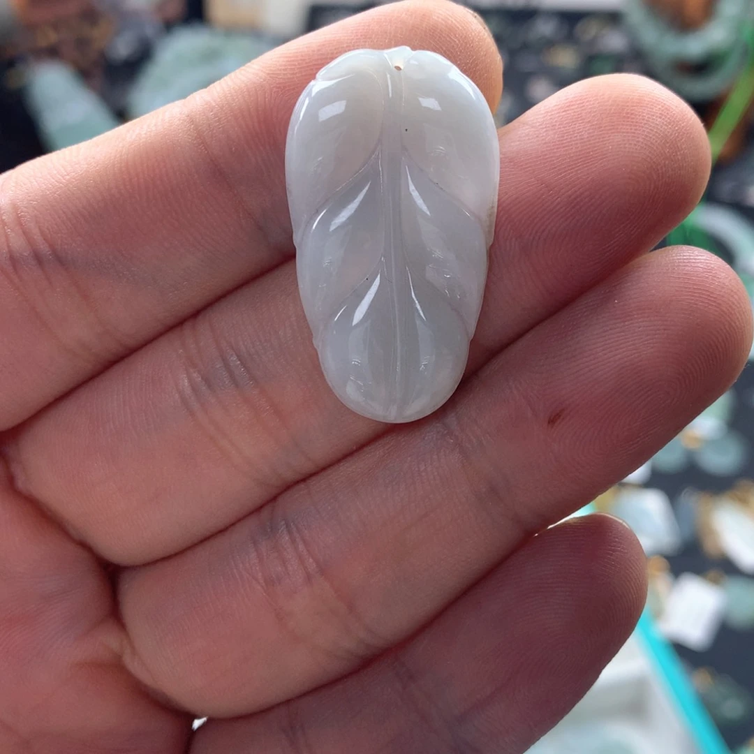 颈饰未镶嵌翡翠1111