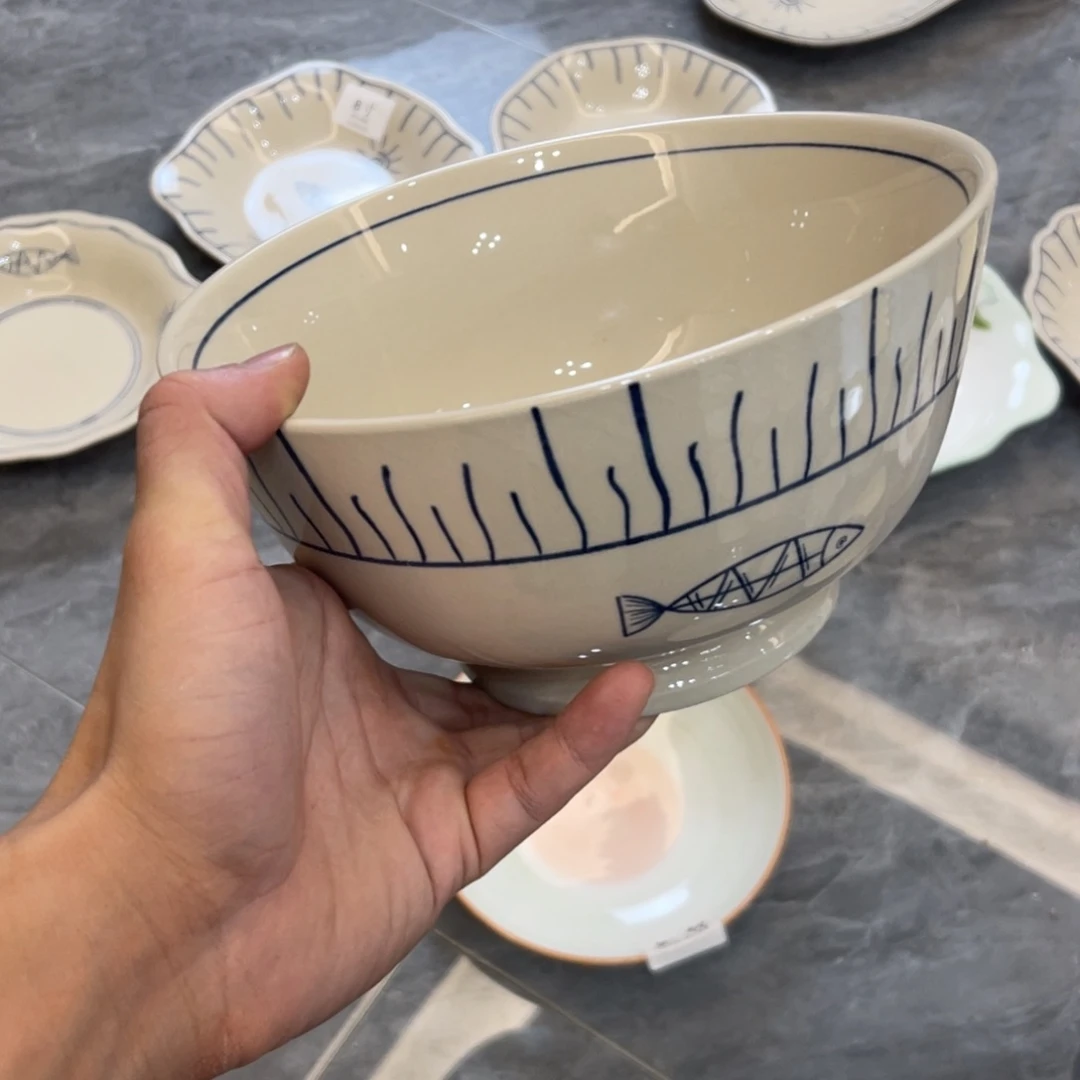 琳***️陶瓷微瑕餐具介意勿拍，满18飞！