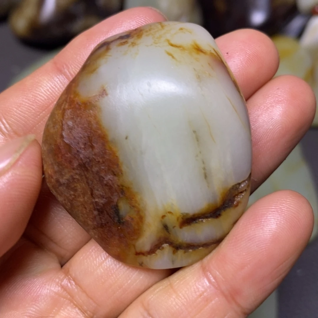 未镶嵌和田玉（糖玉）挂件
