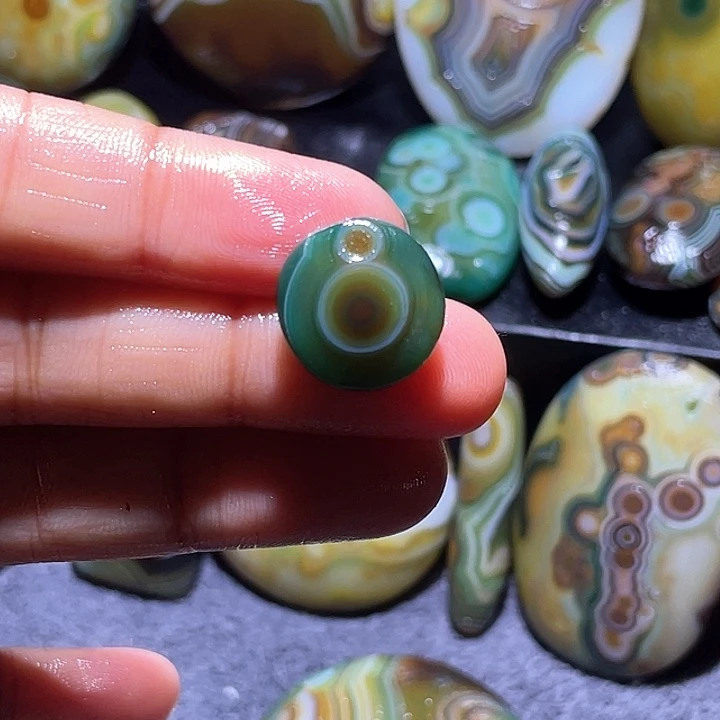 玛瑙/玉髓珠宝奇石未镶嵌