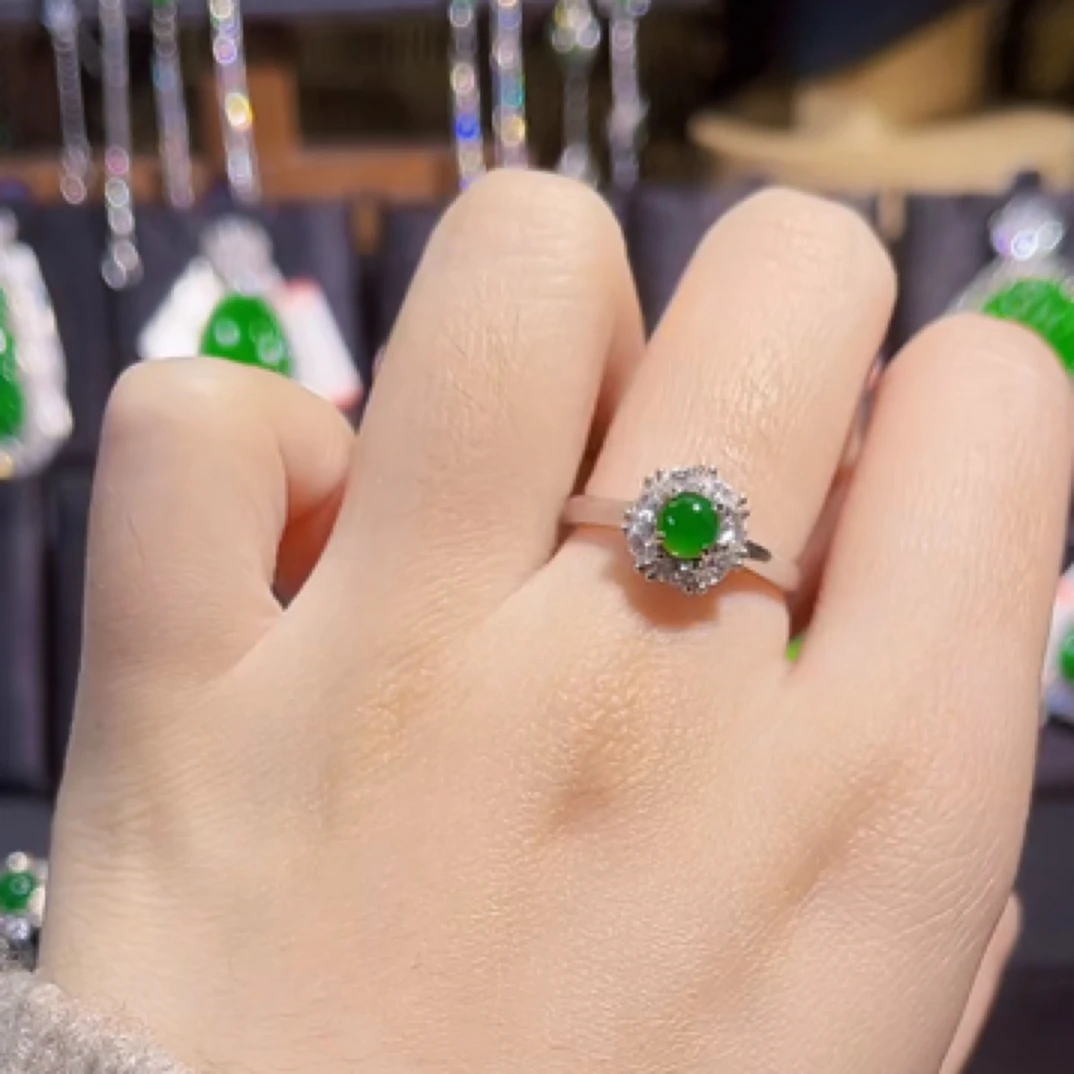 天然翡翠a货蛋面戒指