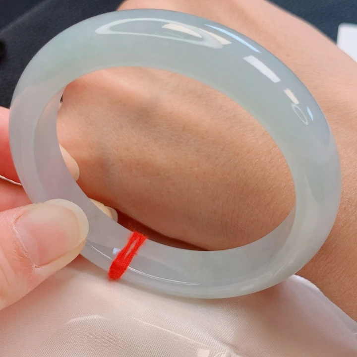 翡翠未镶嵌手镯57圈口