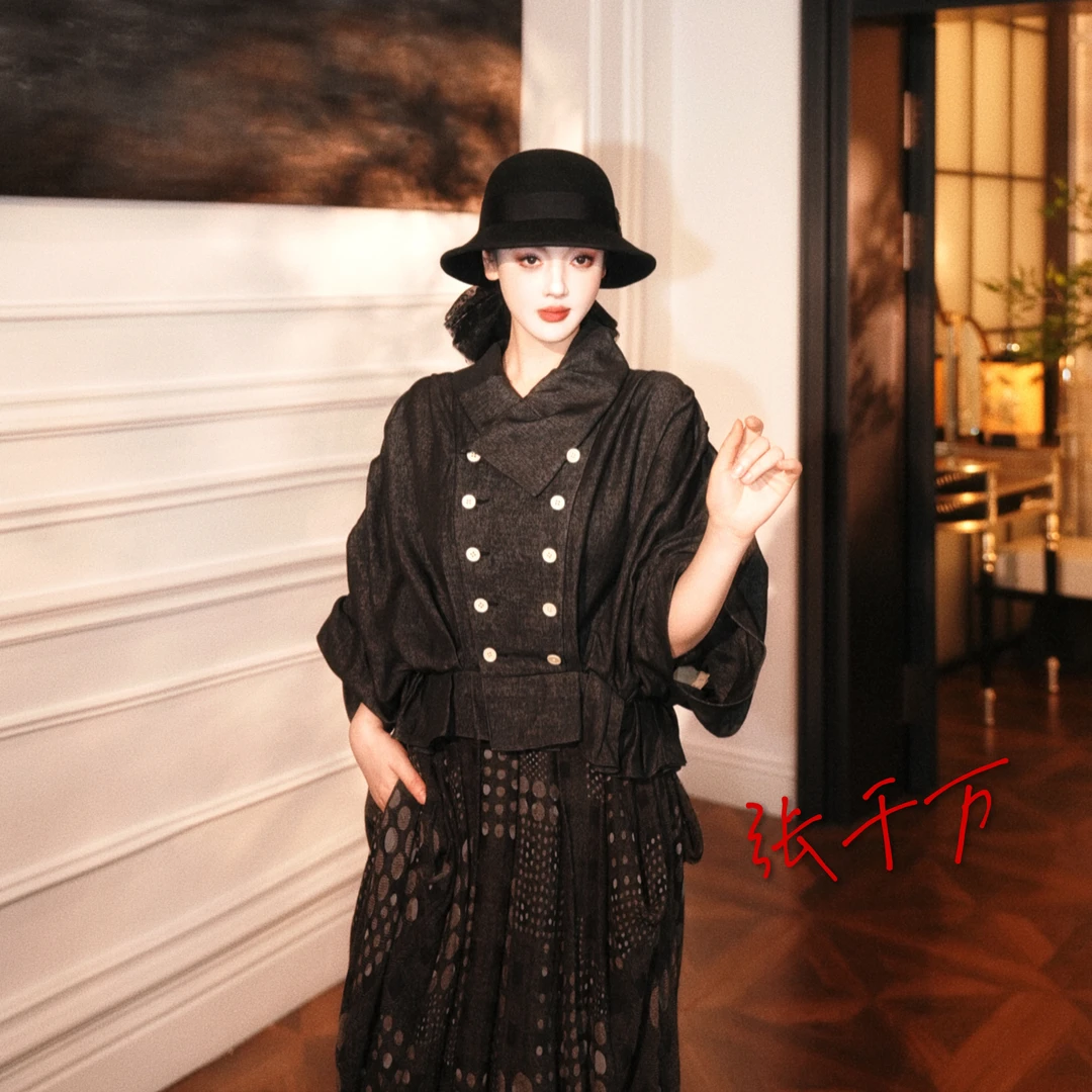 「赴约」重工工艺！若缺 折叠双排扣短外套 in0698-2