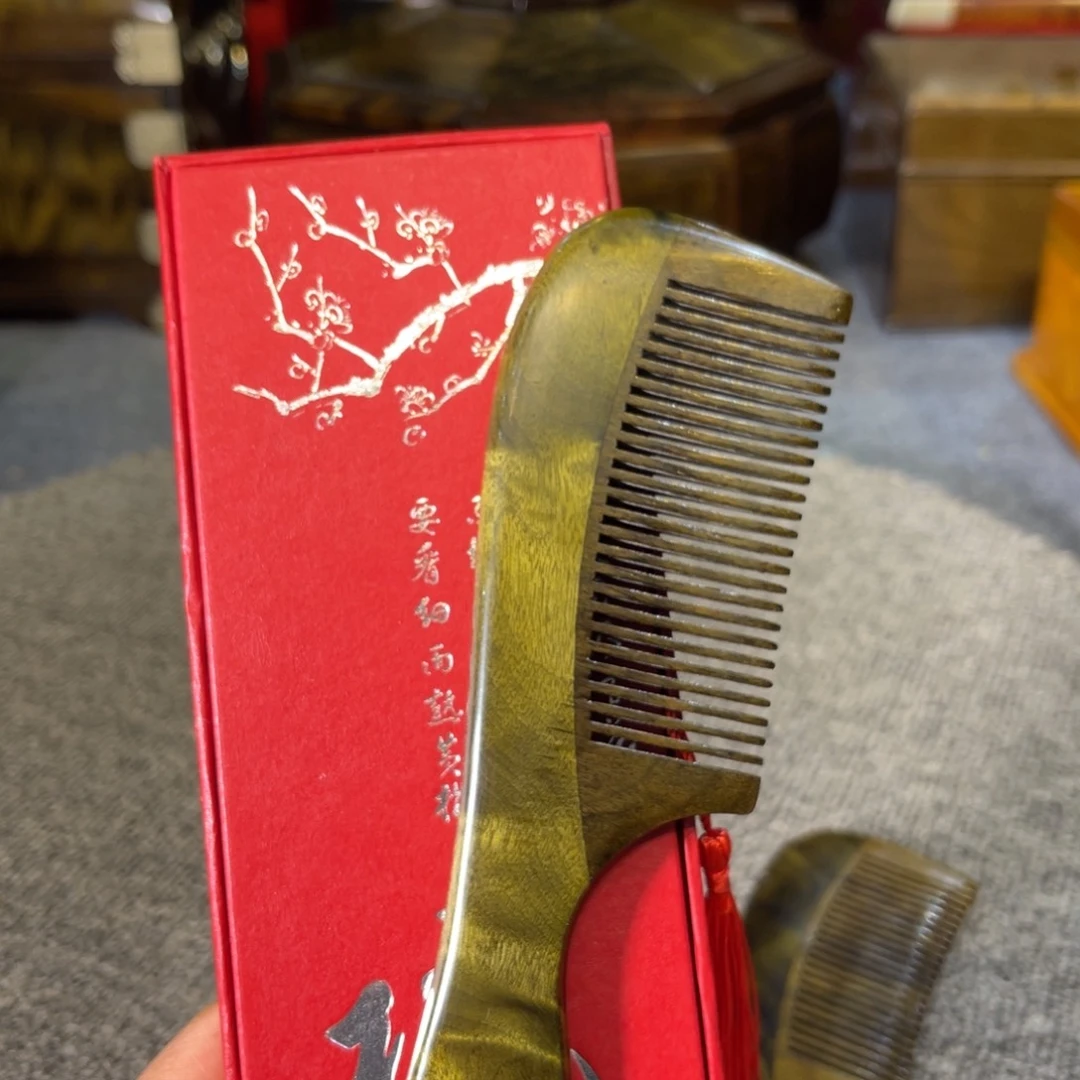 乌木类成套家具梳子