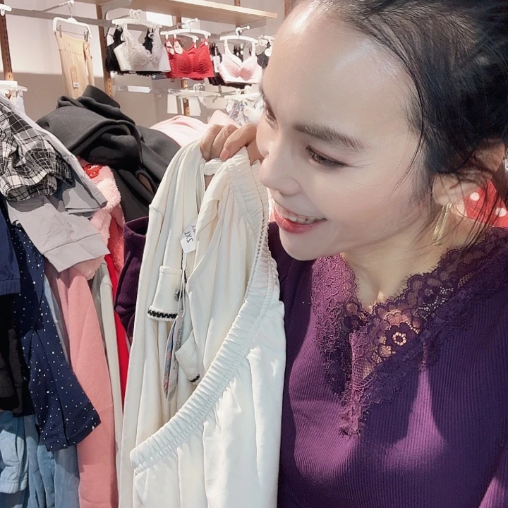 尚***群三醋酯纤维179米小香风2 X-661