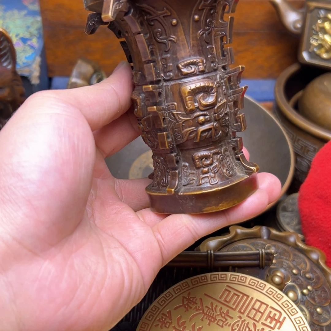 精美铜器点击下单