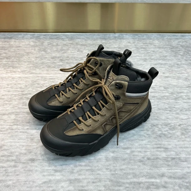男鞋冬季时尚休闲高帮工装鞋秋冬保暖防滑耐磨户外鞋男款