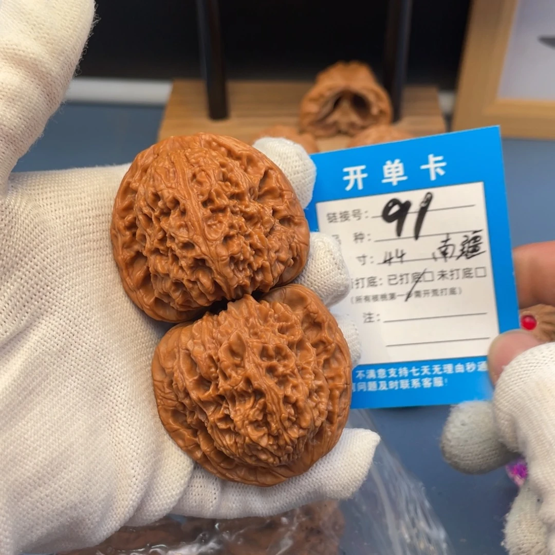 桃核吊坠文玩核桃