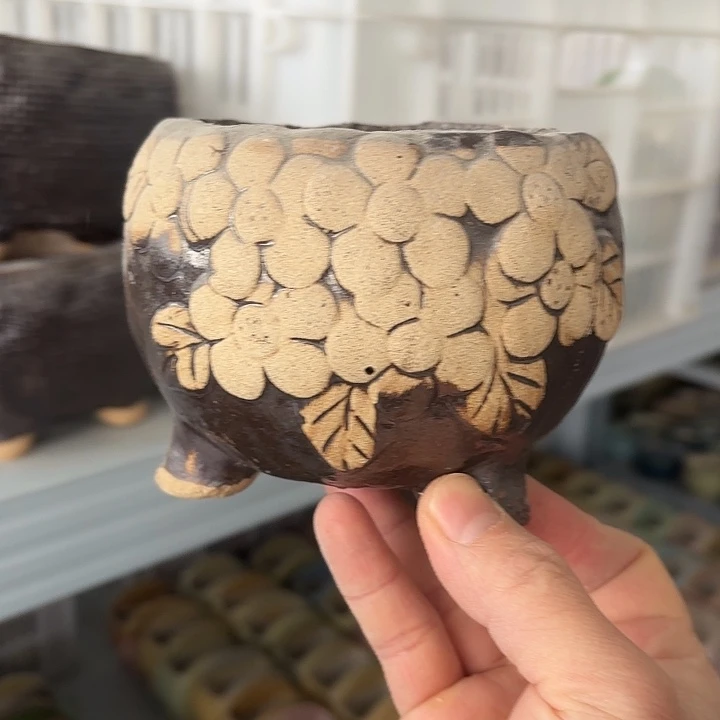 红陶满9.9发货，麦饭石.