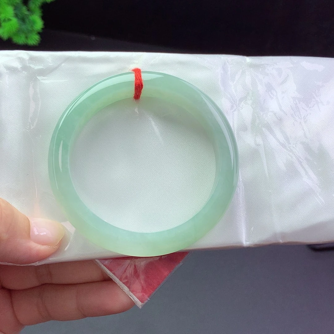 【闪购商品】翡翠手镯未镶嵌a 063000