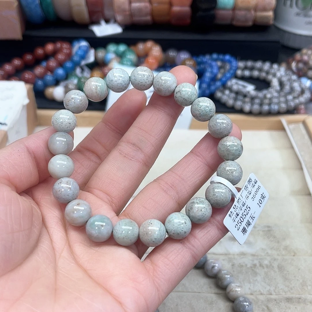 硅化珊瑚（珊瑚玉）手串未镶嵌没****态054