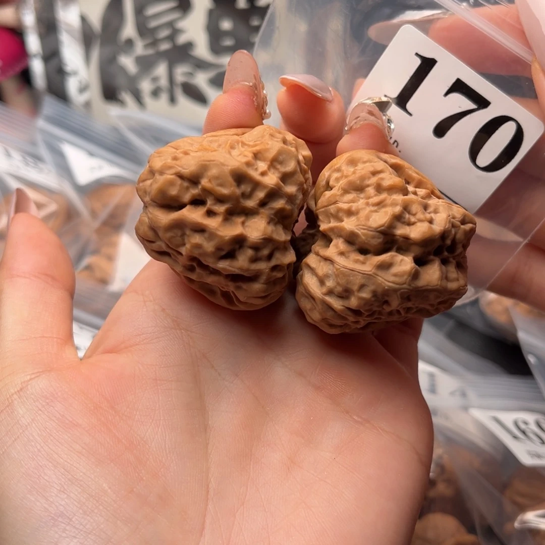 吊坠文玩核桃三角40