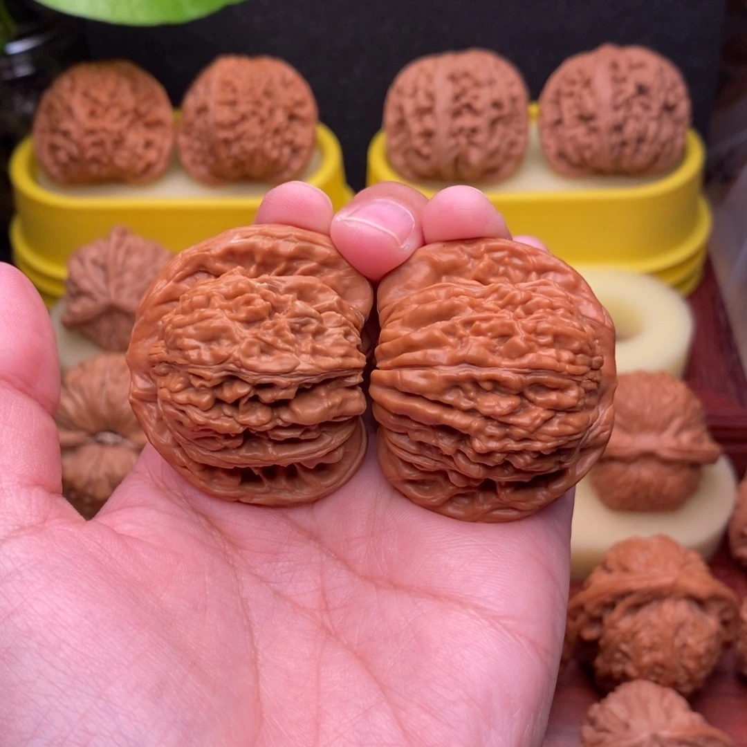 吊坠文玩核桃嘻***康42老树红皮四座楼“漏”