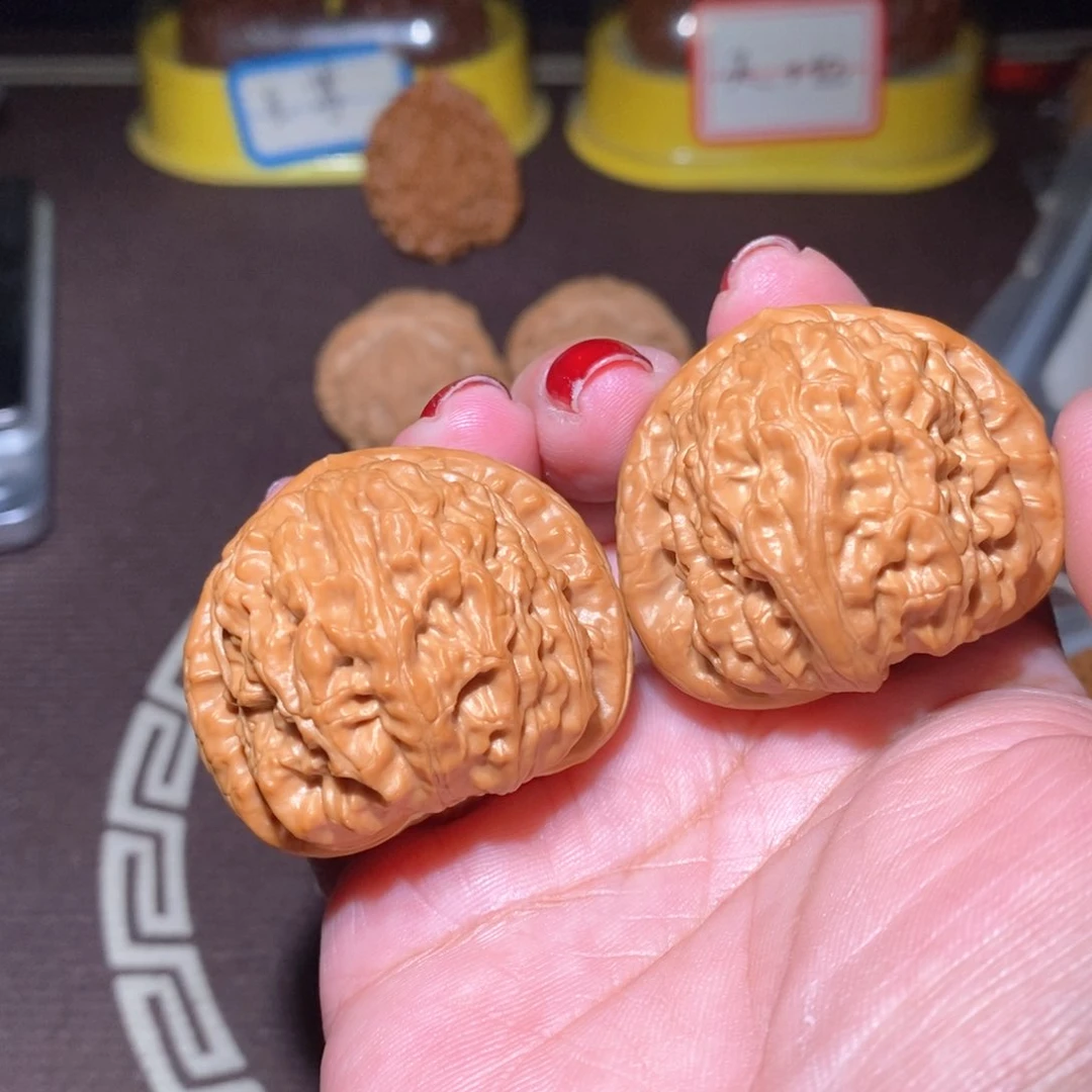 文玩核桃把件盏**酒三角白