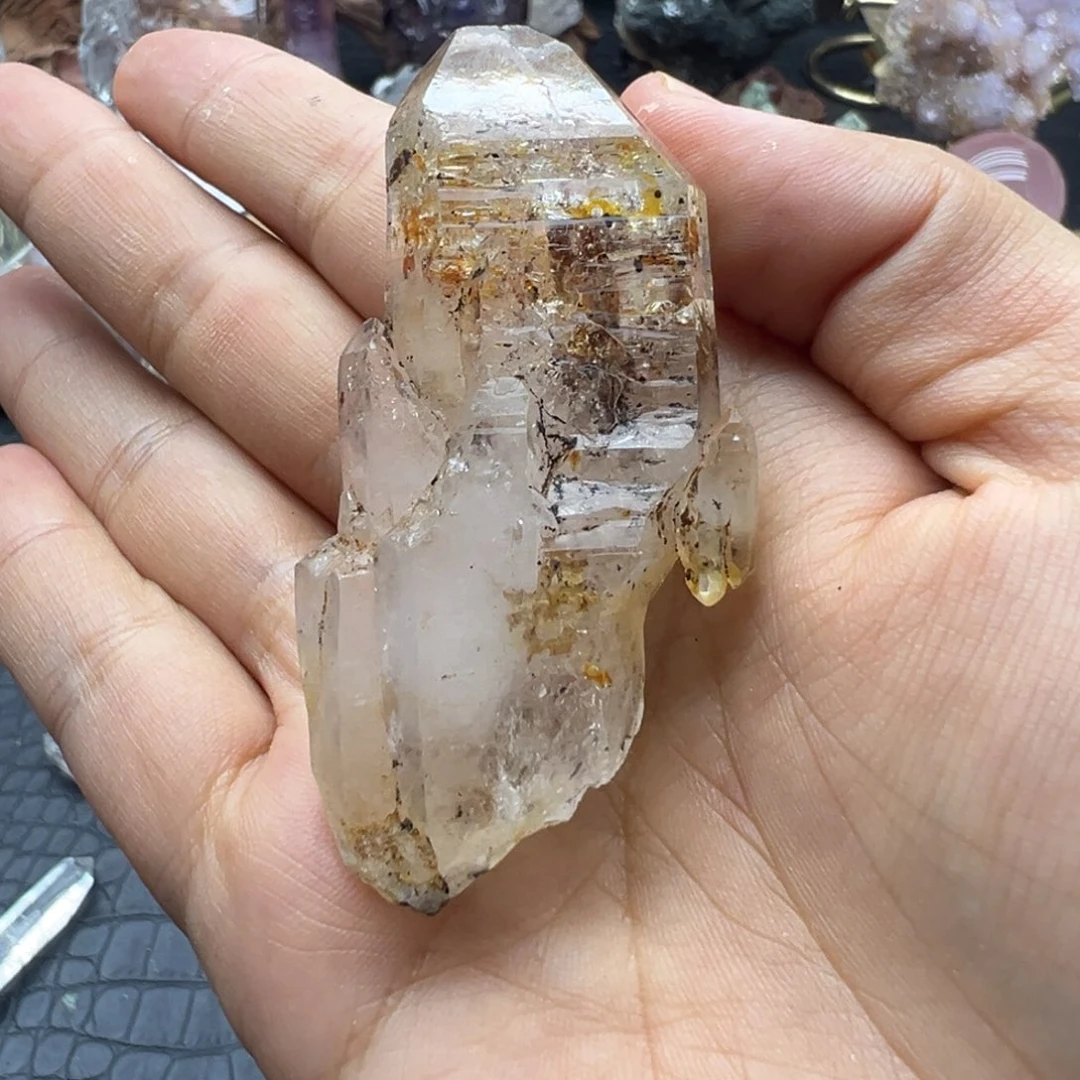 m***o石材红泥满油骸骨