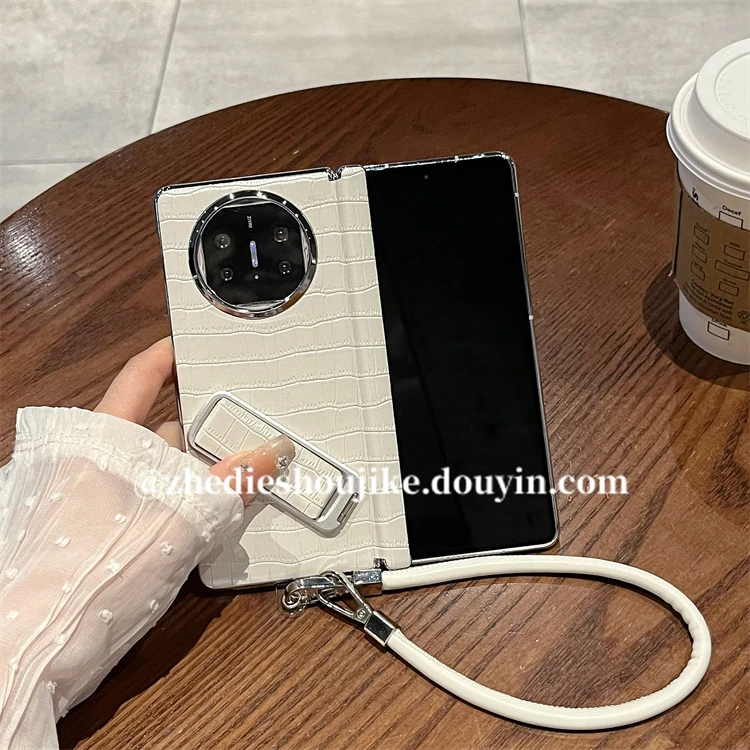 适用华为matex6手机壳x5折叠屏素皮鳄鱼纹腕带支架手提绳全包铰链