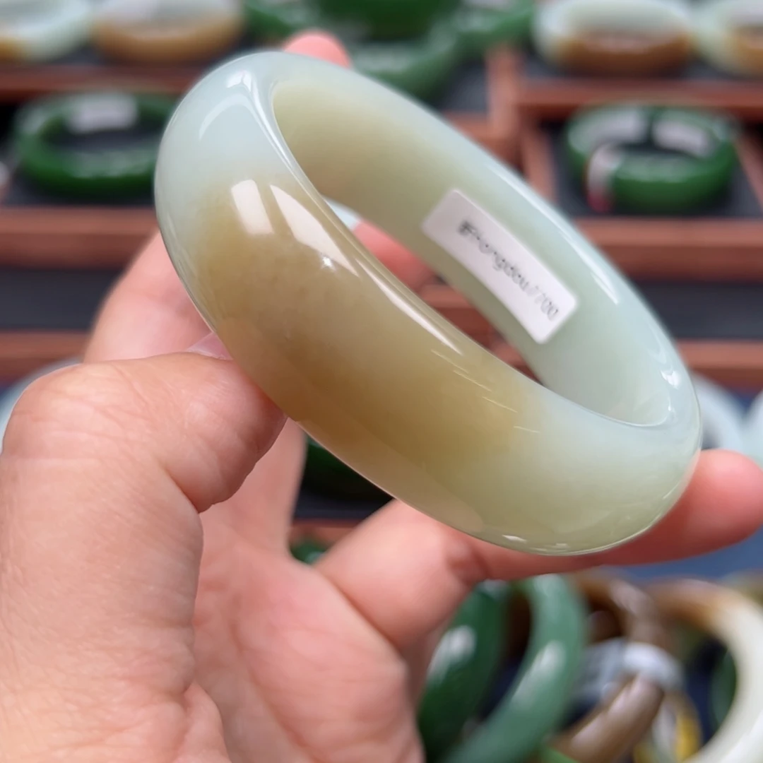 未镶嵌手镯和田玉5758