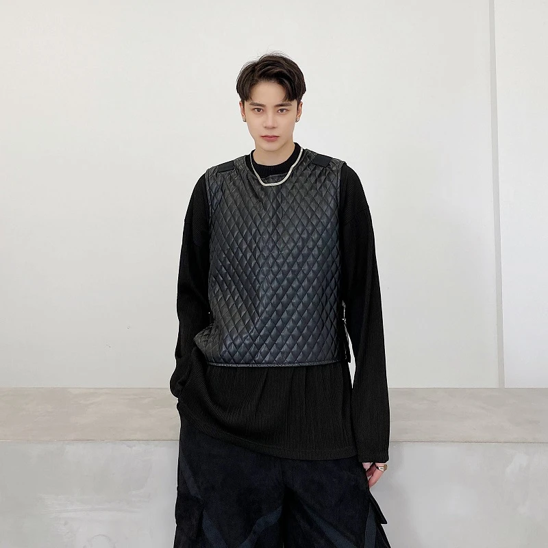 暗黑系小众皮背心高级感PU皮马甲发型师卡扣马夹男机车无袖皮坎肩