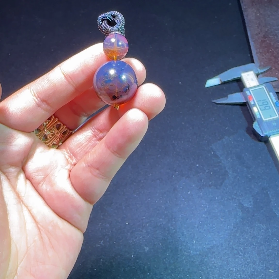 琥珀未镶嵌裸石琥珀