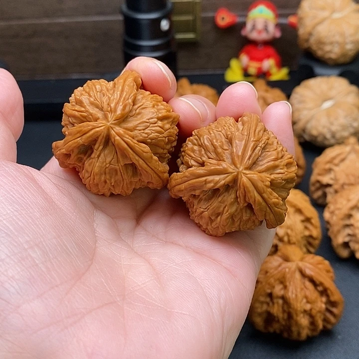 富***吧把件文玩核桃白奔