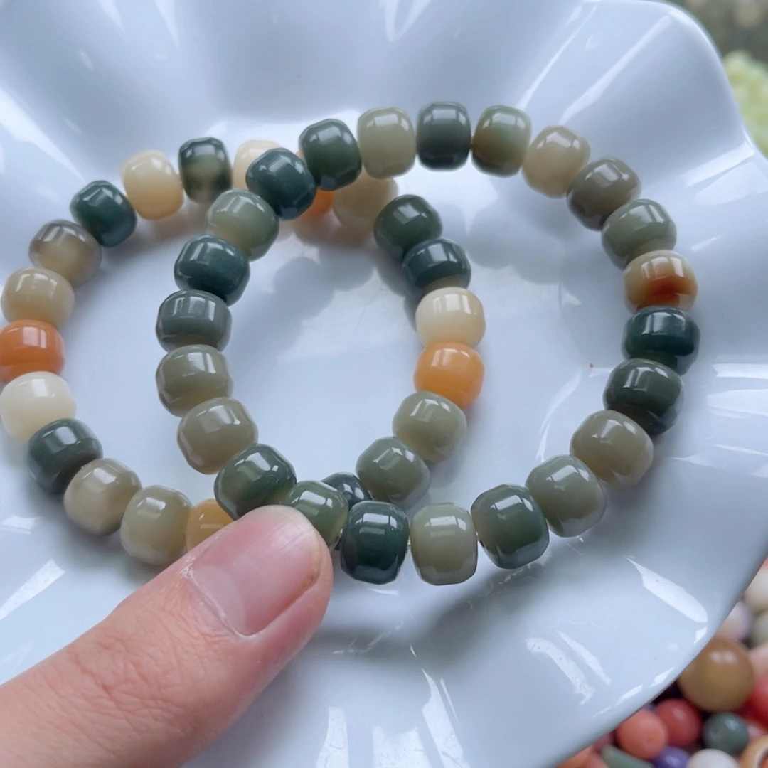 白玉菩提吊坠a11/100+10颗浓郁玉化汉堡