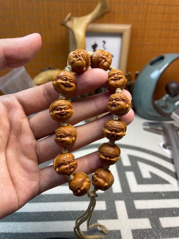 正圆地主头 橄榄核雕工艺手串5119