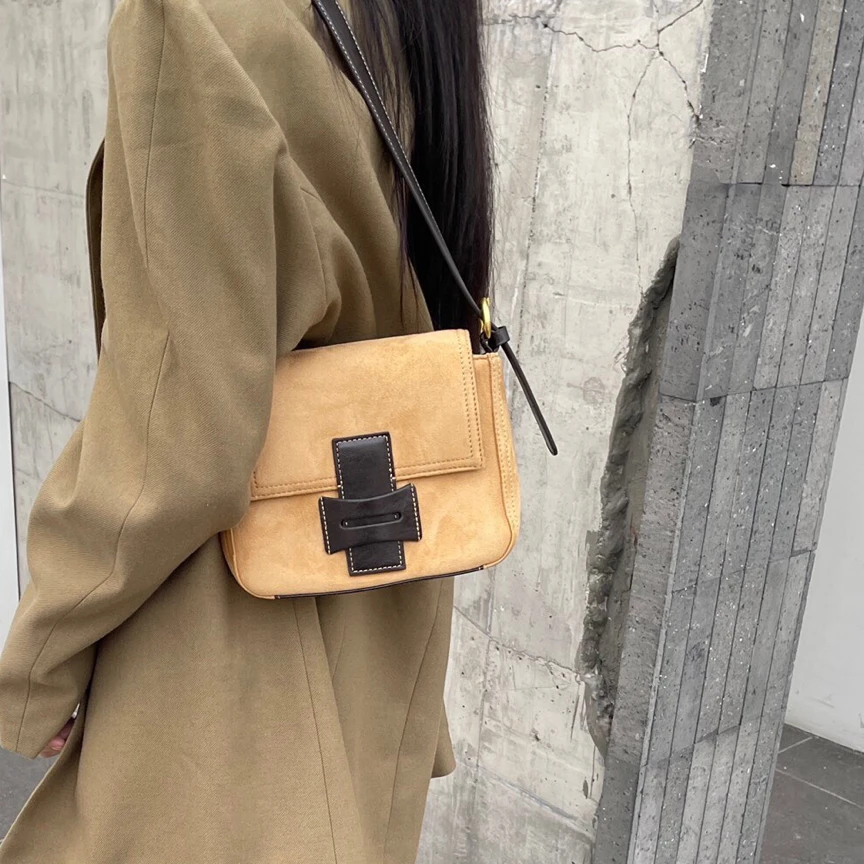 高品质复古牛皮单肩小众斜挎两用包百搭休闲时尚简约小方包真皮