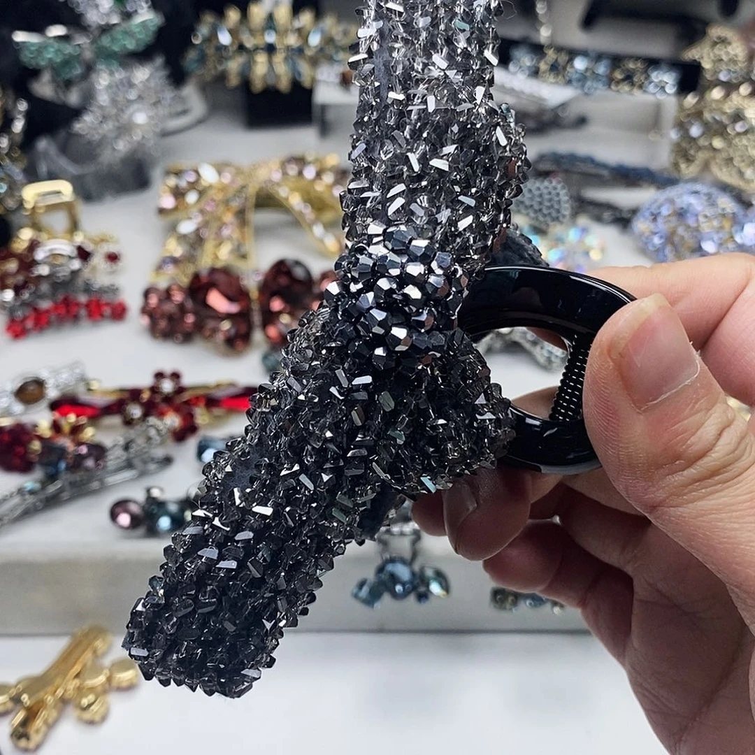 仿水晶合金大抓夹