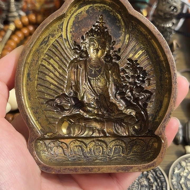 泥塑度母 擦模 藏传