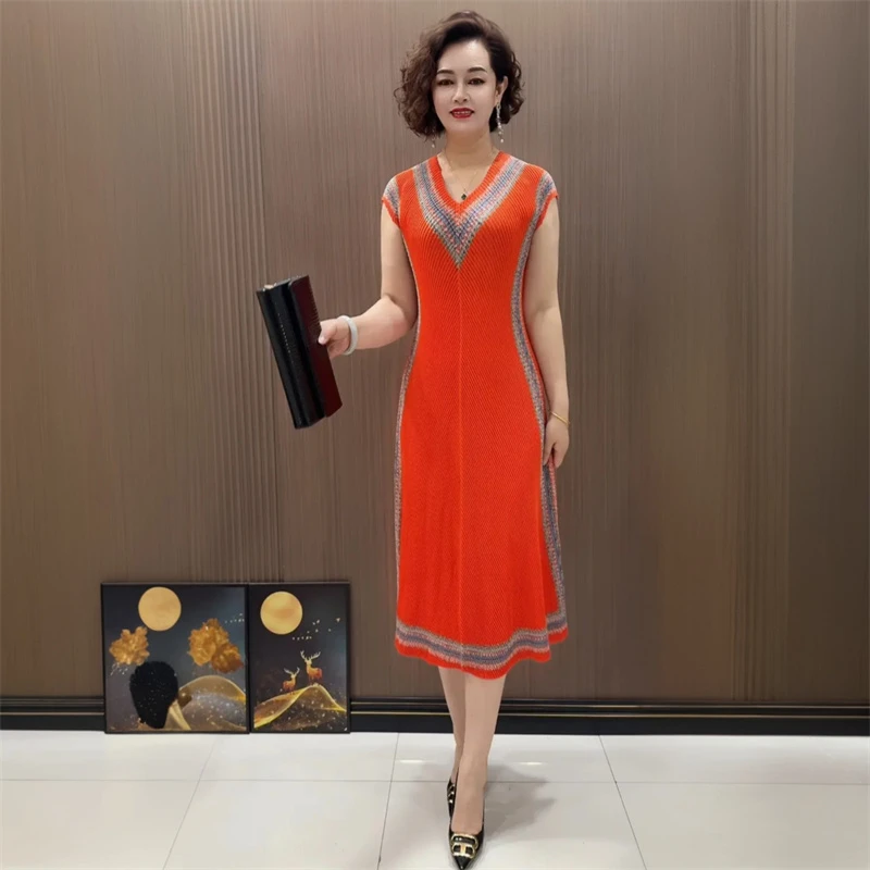 612夏褶皱复古撞色时尚连衣裙V领减龄大码妈妈民族风遮肉显瘦长裙