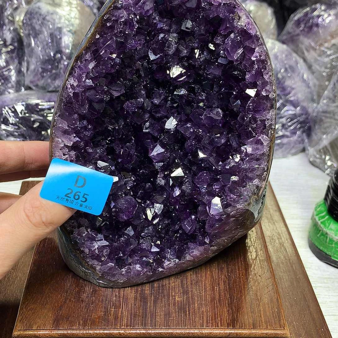 紫晶大型摆件（非配饰）未镶嵌