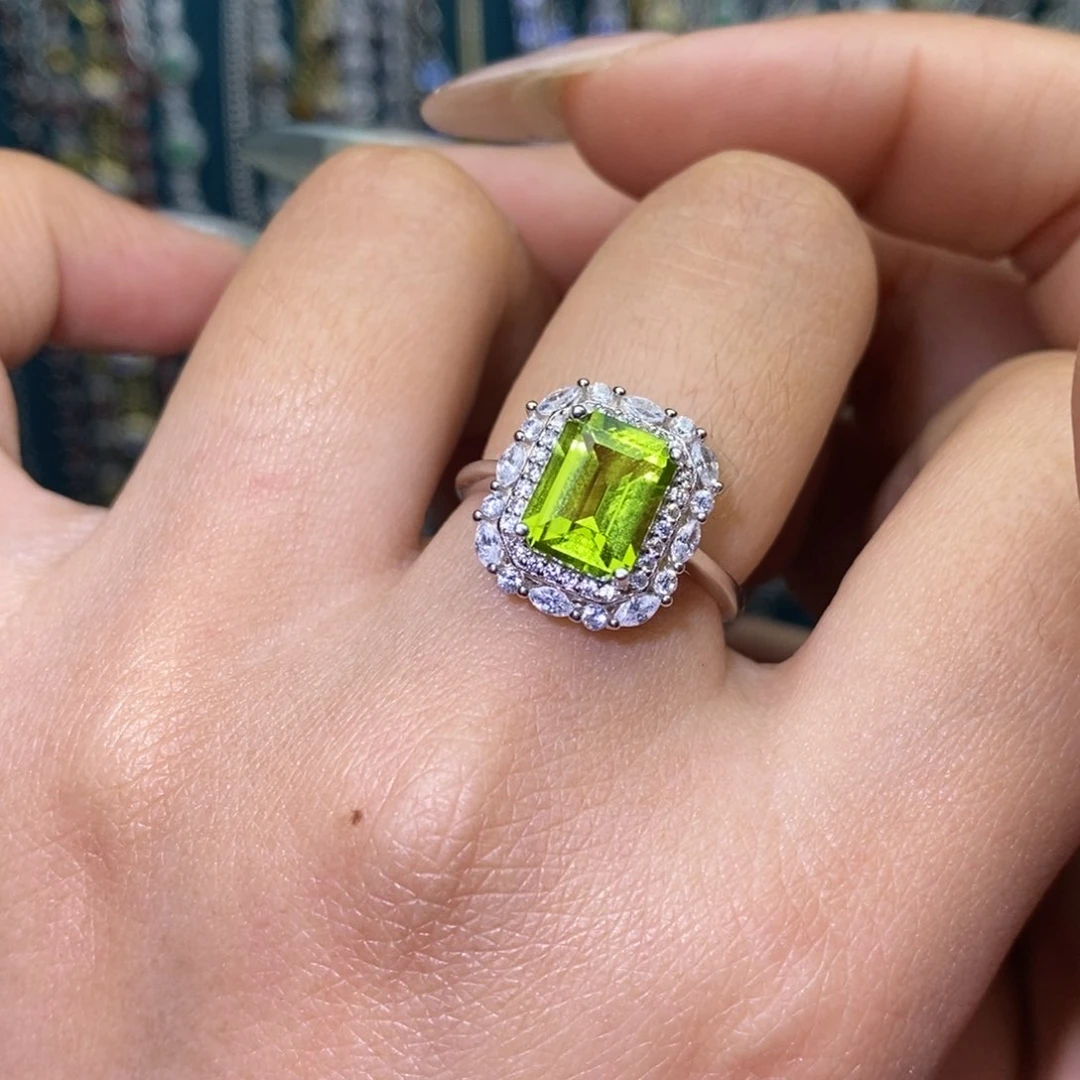 橄榄石戒指银S925镶嵌