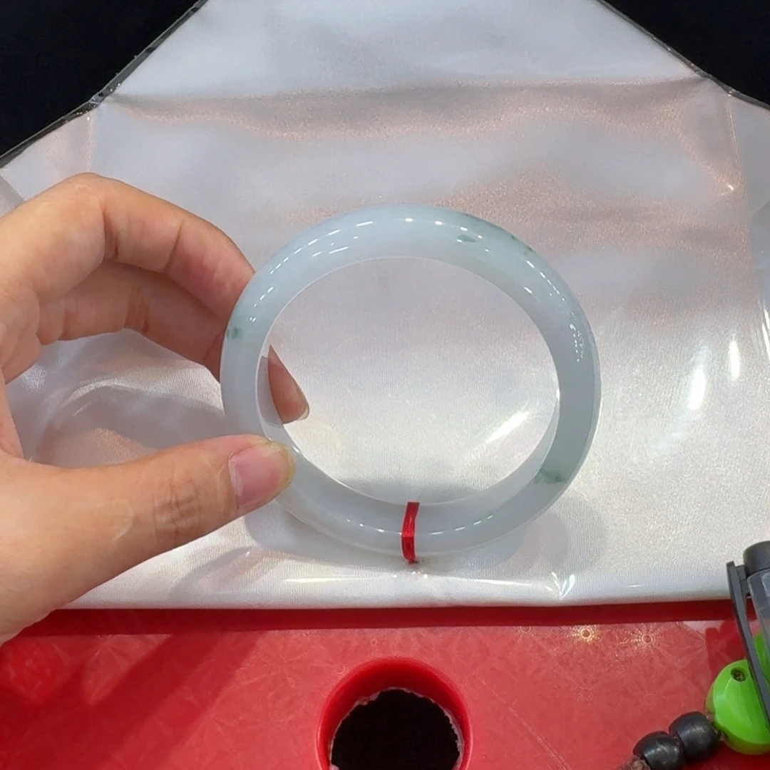 彭****定制翡翠未镶嵌翡翠