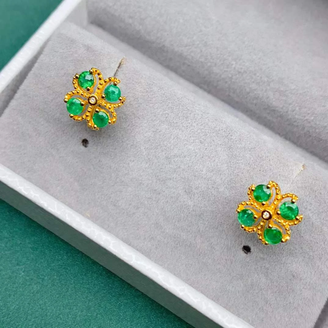 18k金天然祖母绿耳钉0.7克拉