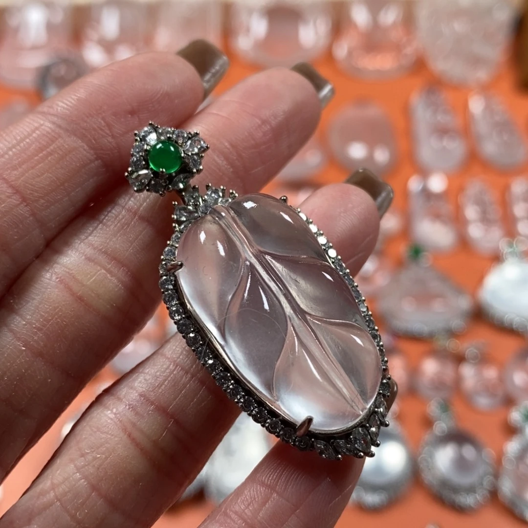 石英质玉银S925镶嵌颈饰黑钢无棉叶子