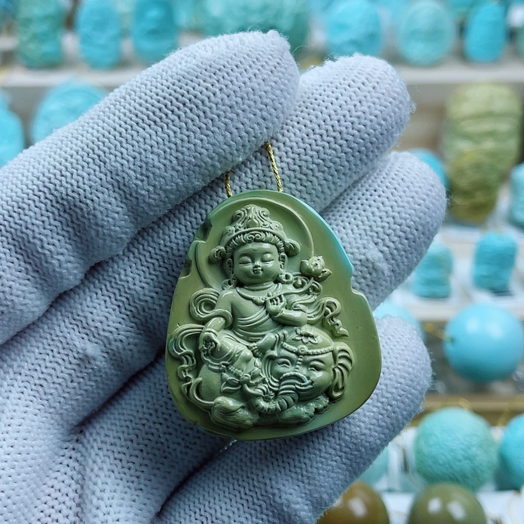 绿松石未镶嵌珠宝奇石