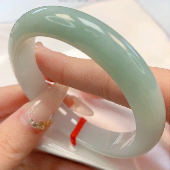 【闪购商品】翡翠手镯未镶嵌54+圈