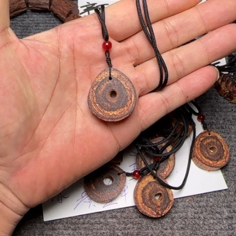 藤类d1降真香随形牌子