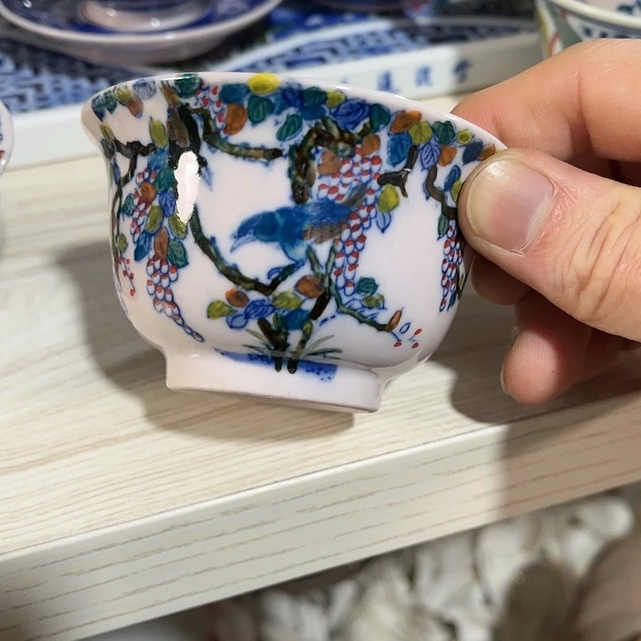 瓷片景德镇陶瓷杯子。红西西。