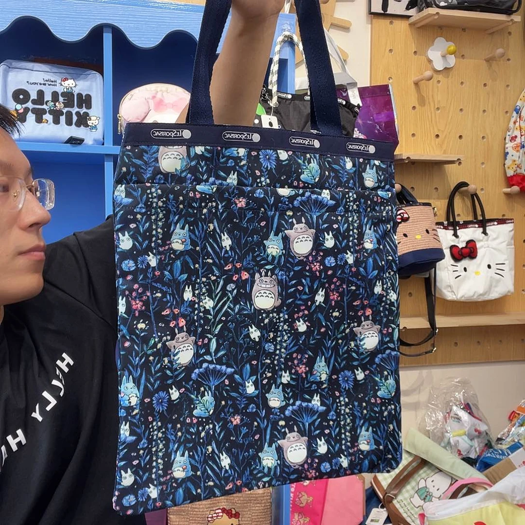 PU化妆包等产品和产品为