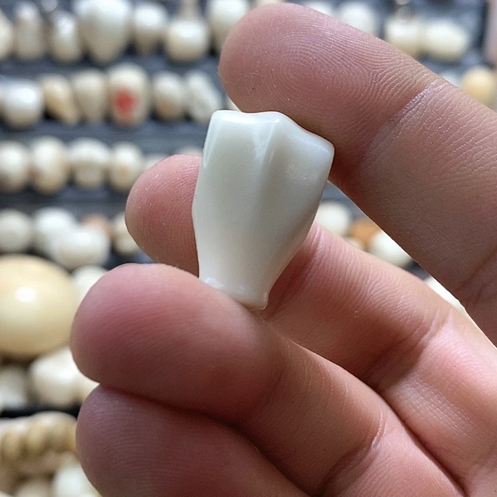 米***奇吊坠菩提根/象牙果