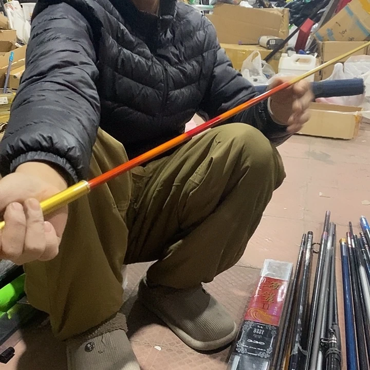 124号碧波配节鱼竿一根瑕疵不足米