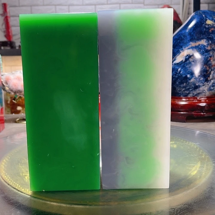 风****石材巴西多彩石头摆件