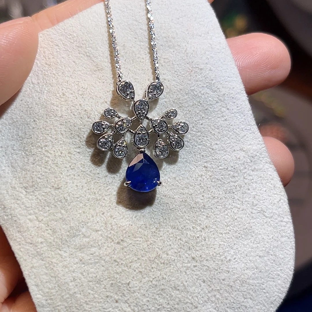 蓝宝石18K金镶嵌颈饰2.1ct