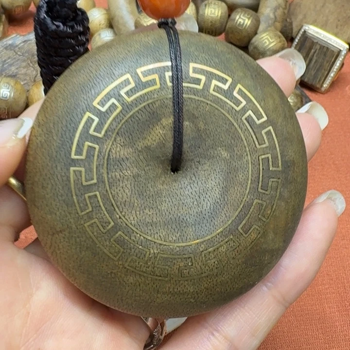 大叶紫檀（黑酸枝木类）
