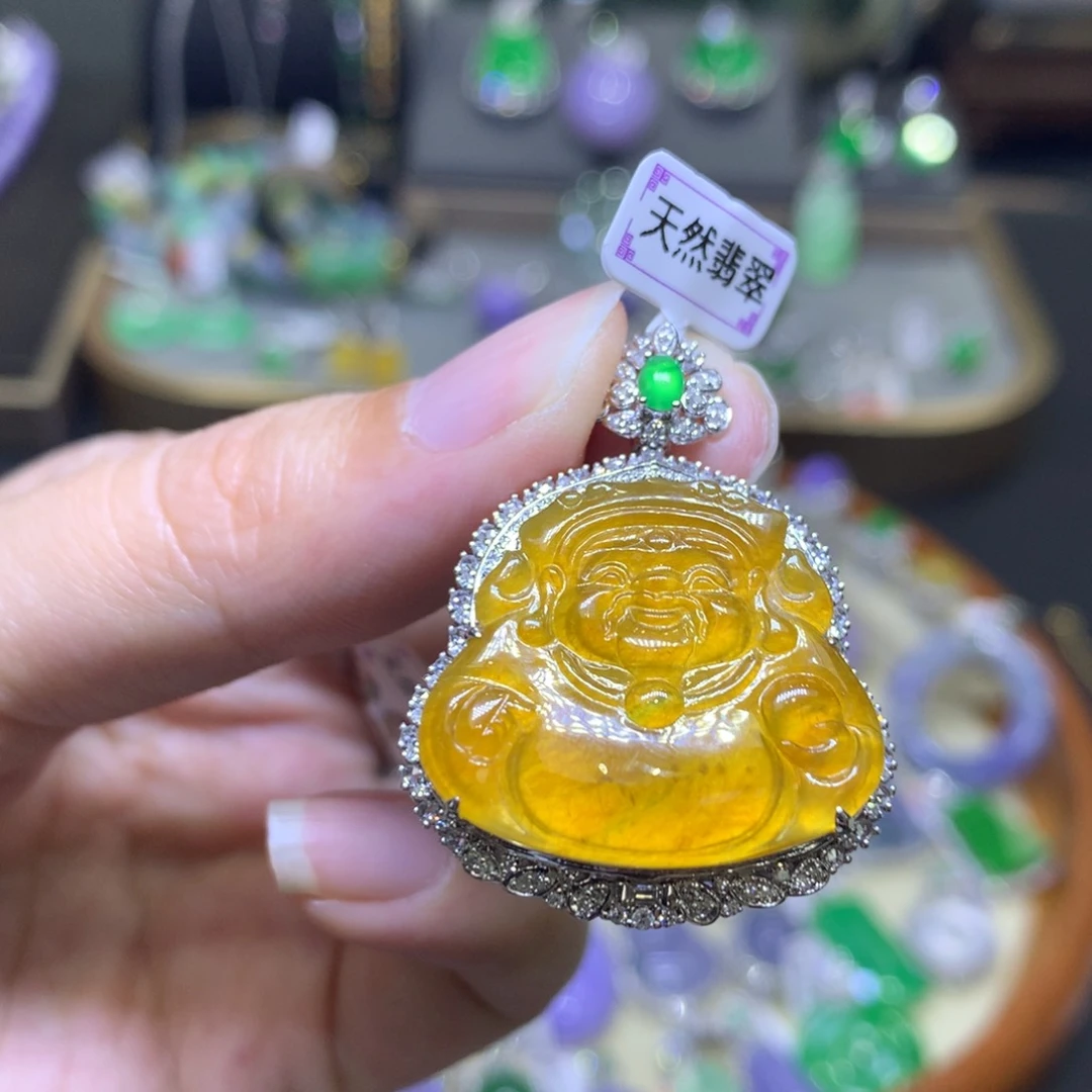 翡翠18K金镶嵌颈饰翡翠吊坠项链