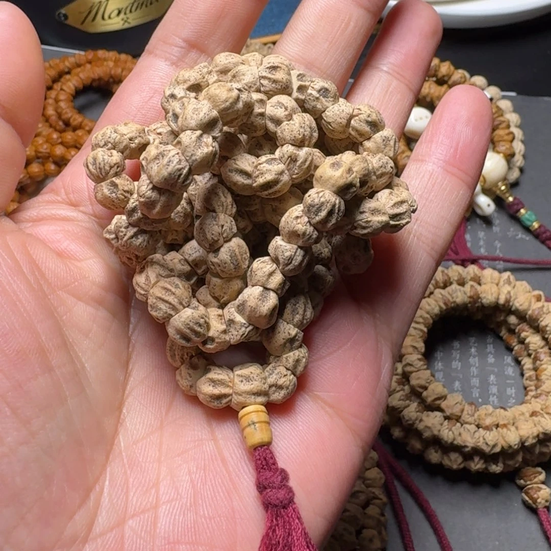 大***鹅吊坠柏香籽/百香籽