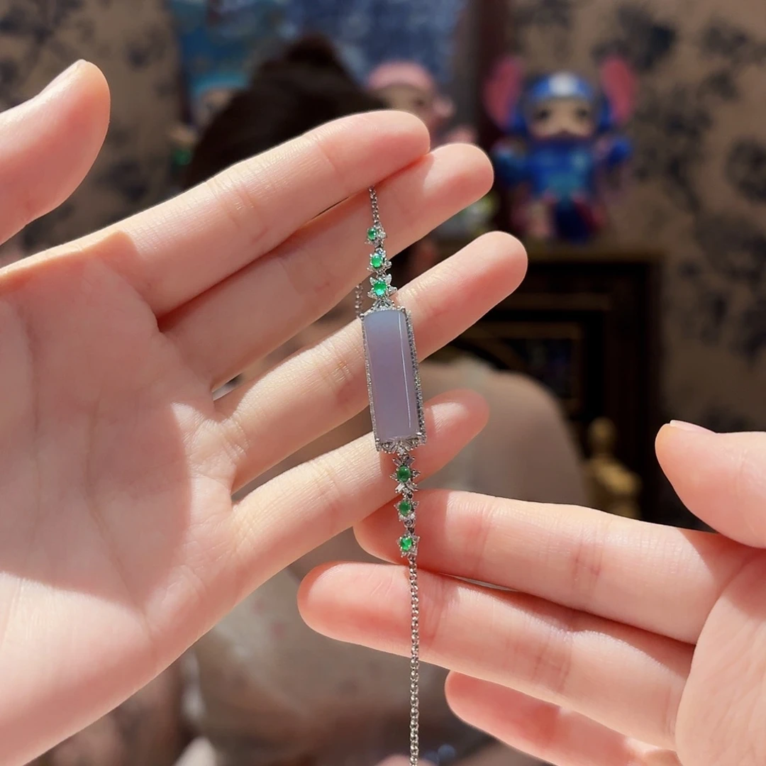 18K金镶嵌手链翡翠手链