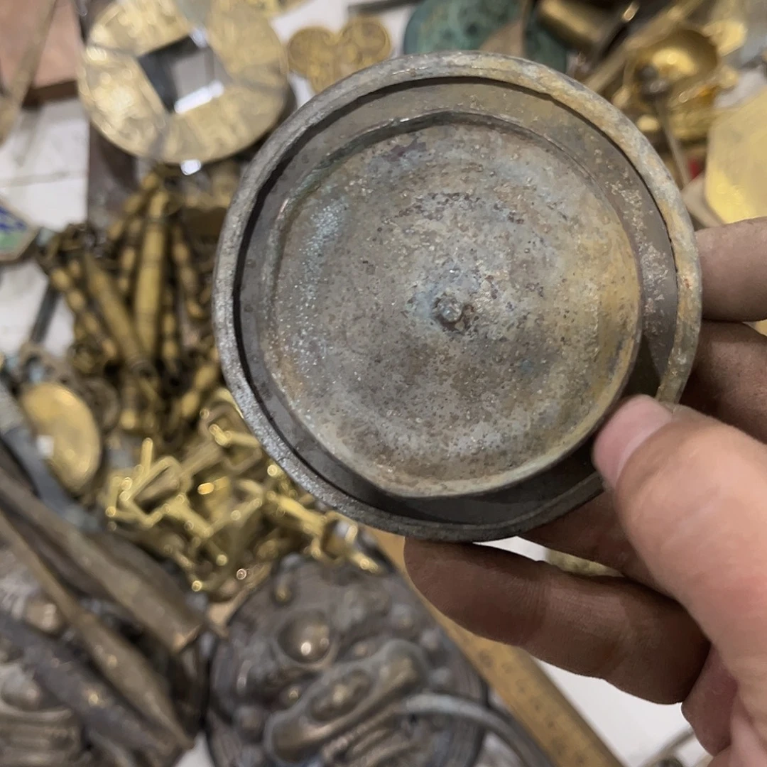 发***4闪电购铜摆件工艺品
