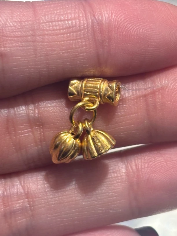 六桂福足金精美吊坠